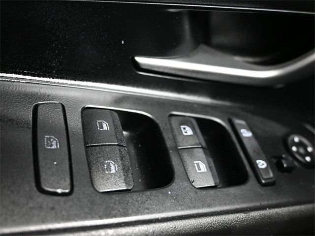 2022 Hyundai Elantra SEL IVT - 22979875 - 28