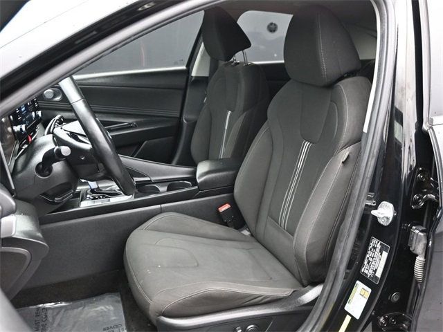2022 Hyundai Elantra SEL IVT - 22979875 - 8
