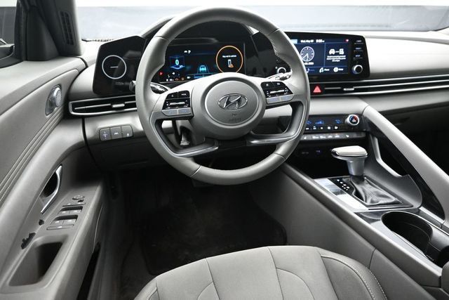 2022 Hyundai Elantra SEL IVT - 22998137 - 11