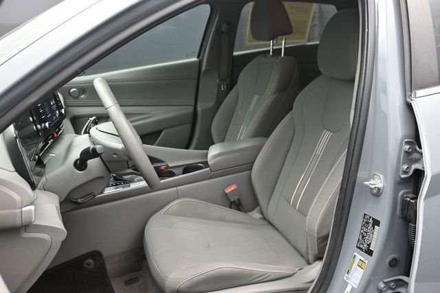 2022 Hyundai Elantra SEL IVT - 22998137 - 4