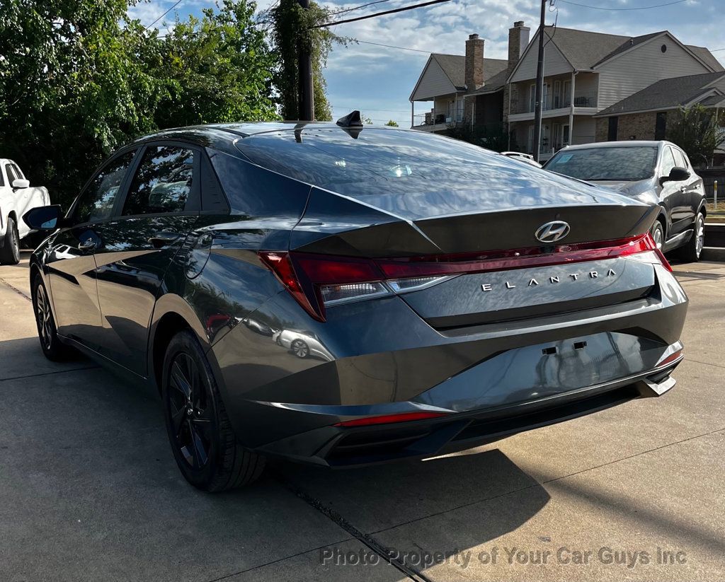 2022 Hyundai Elantra SEL IVT - 23097207 - 9