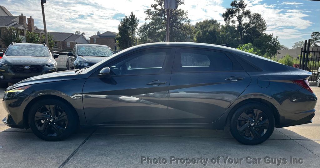 2022 Hyundai Elantra SEL IVT - 23097207 - 10