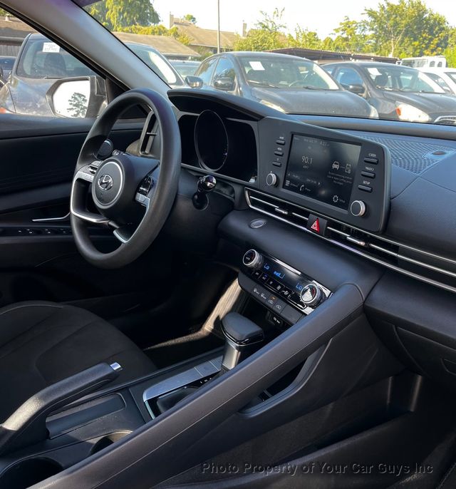 2022 Hyundai Elantra SEL IVT - 23097207 - 15