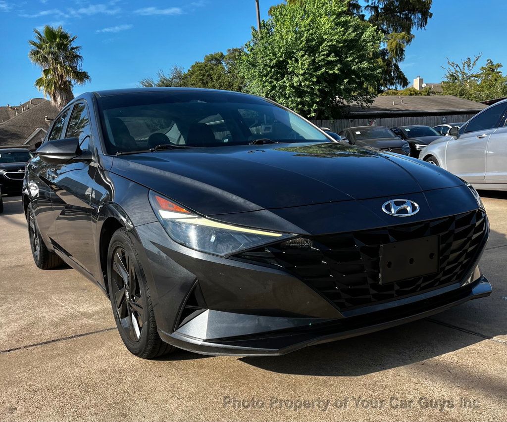 2022 Hyundai Elantra SEL IVT - 23097207 - 3