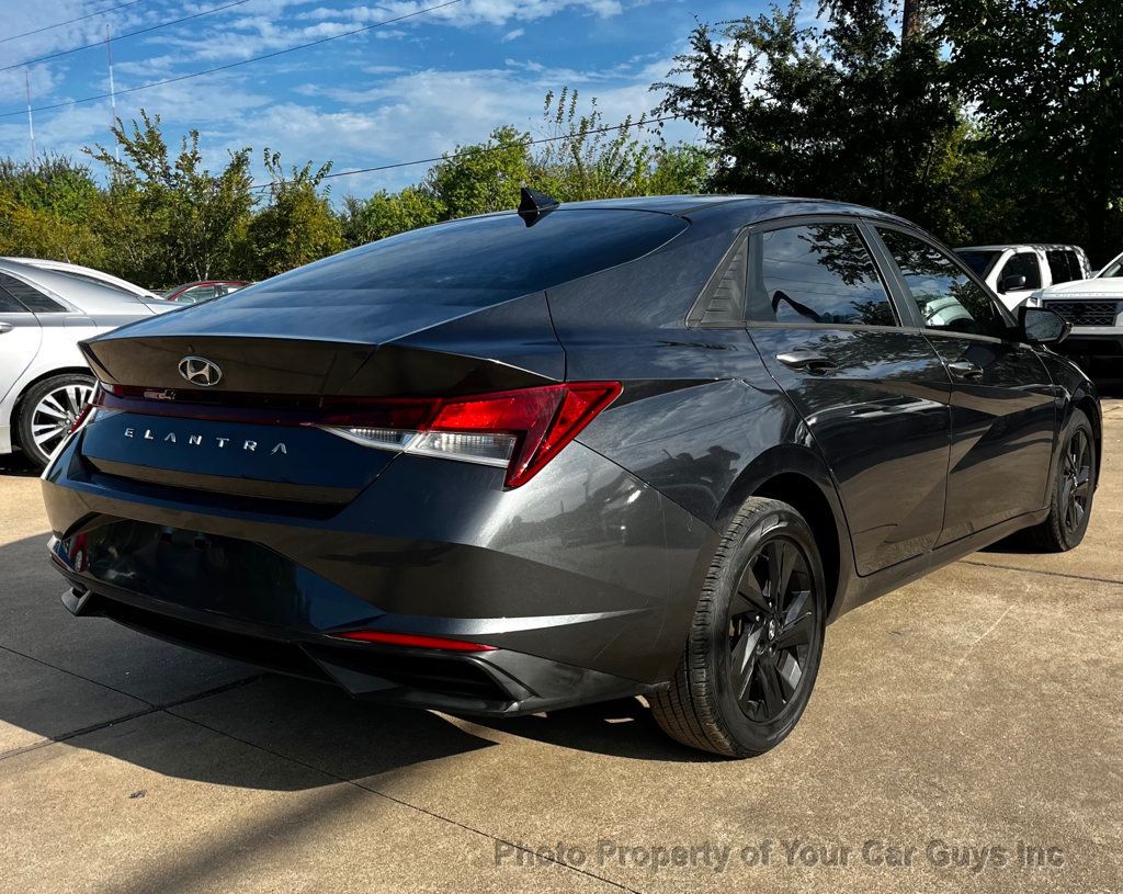 2022 Hyundai Elantra SEL IVT - 23097207 - 5