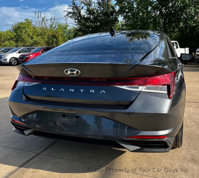 2022 Hyundai Elantra SEL IVT - 23097207 - 6