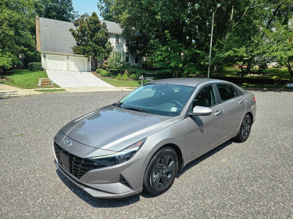 2022 Hyundai Elantra SEL IVT - 23045070 | Video 1
