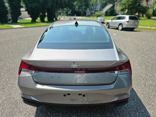 2022 Hyundai Elantra SEL IVT - 23045070 - 3