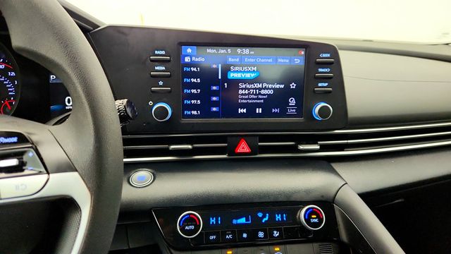 2022 Hyundai Elantra SEL IVT - 22967431 - 16