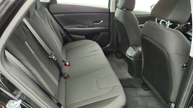 2022 Hyundai Elantra SEL IVT - 22967431 - 22