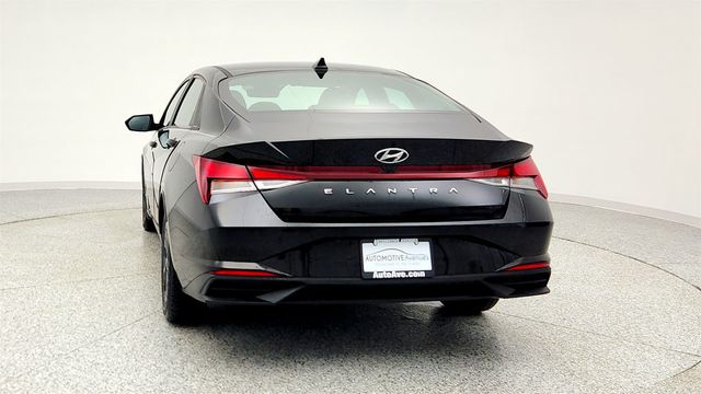 2022 Hyundai Elantra SEL IVT - 22967431 - 5