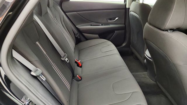 2022 Hyundai Elantra SEL IVT - 23086524 - 19