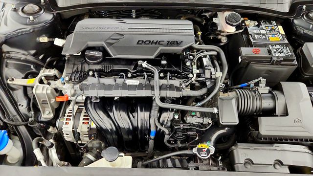 2022 Hyundai Elantra SEL IVT - 23086524 - 23