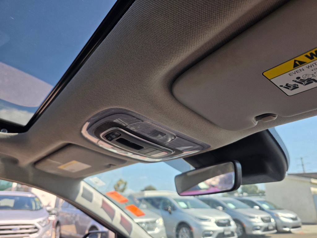 2022 Hyundai Elantra Hybrid Limited DCT - 22994875 - 10