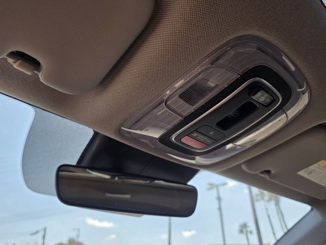 2022 Hyundai Elantra Hybrid Limited DCT - 22994875 - 33