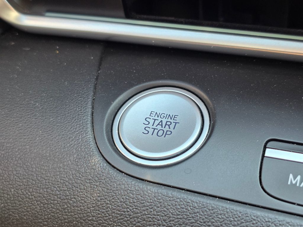 2022 Hyundai Elantra Hybrid Limited DCT - 22994875 - 34