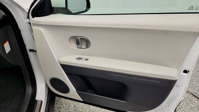 2022 Hyundai IONIQ 5 Limited AWD - 22968001 - 24