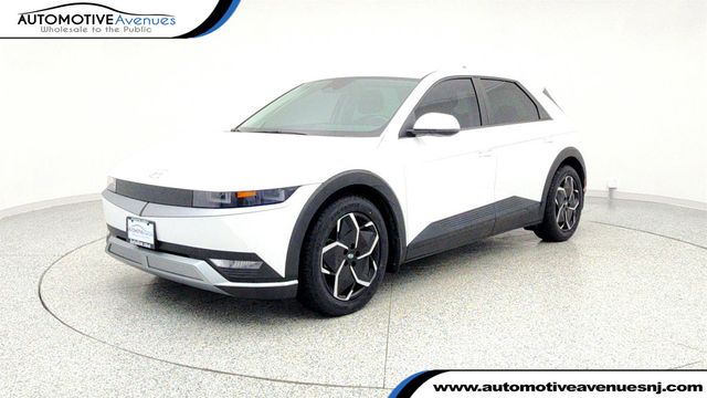 2022 Hyundai IONIQ 5 SE - 22962069 - 0