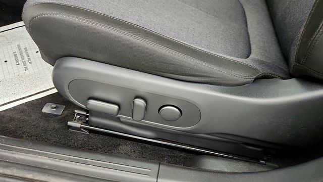 2022 Hyundai IONIQ 5 SE - 22962069 - 9