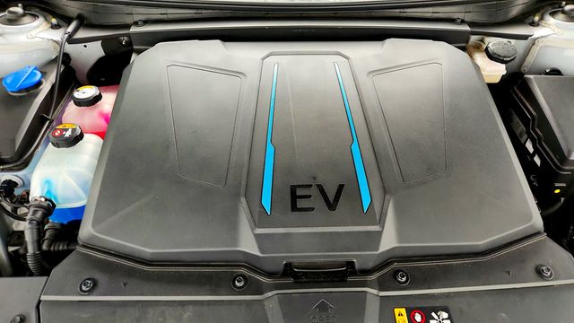 2022 Hyundai IONIQ 5 SE AWD - 22962924 - 26