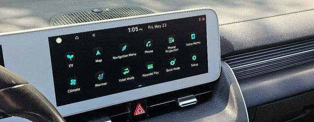 2022 Hyundai IONIQ 5 SEL RWD - 22835685 - 46