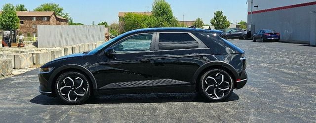 2022 Hyundai IONIQ 5 SEL RWD - 22835685 - 4