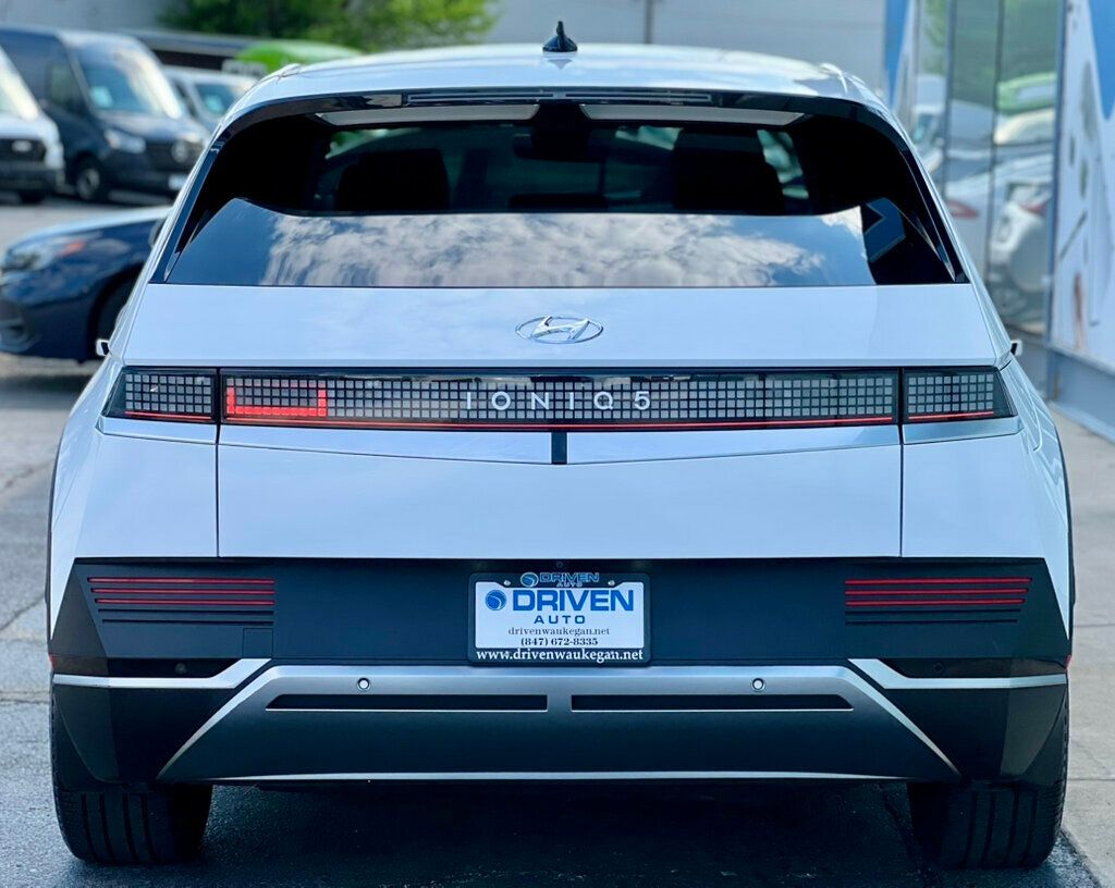 2022 Hyundai IONIQ 5 SEL RWD - 22874911 - 4