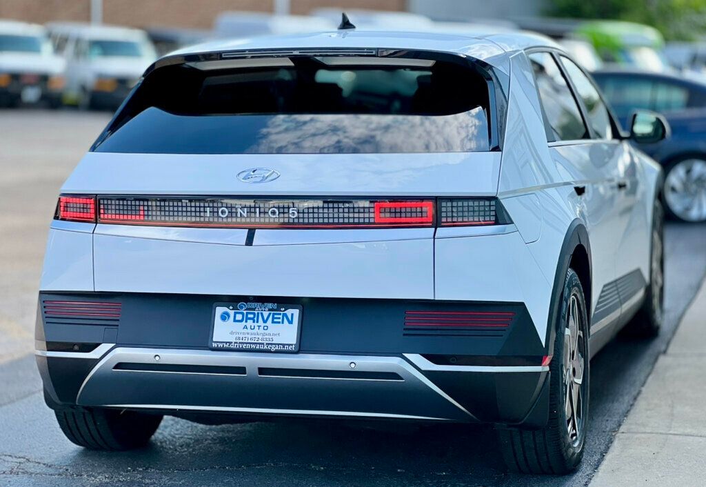 2022 Hyundai IONIQ 5 SEL RWD - 22874911 - 5