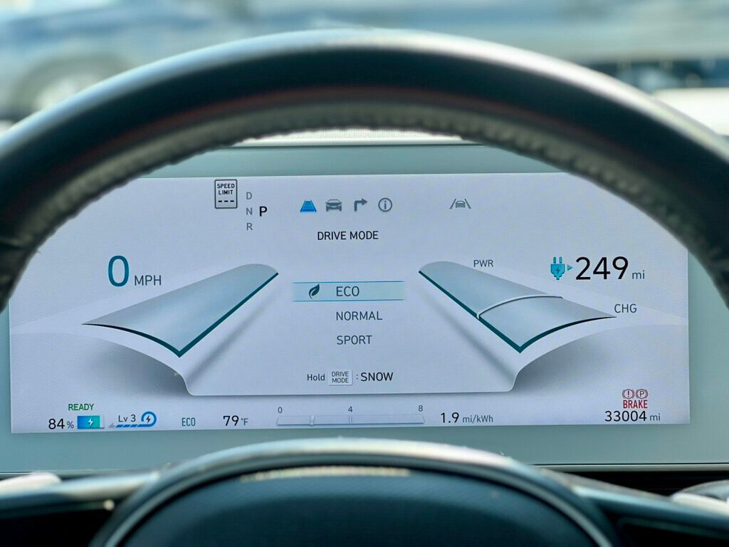 2022 Hyundai IONIQ 5 SE RWD - 22867295 - 29