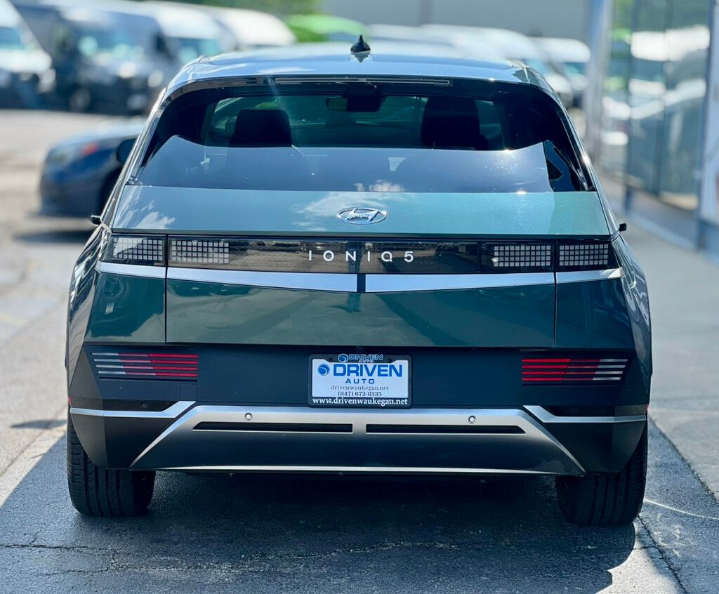 2022 Hyundai IONIQ 5 SE RWD - 22867295 - 4