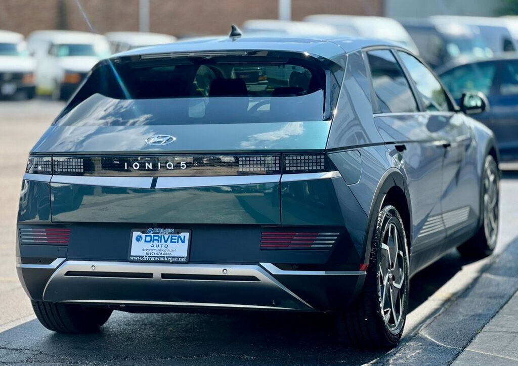 2022 Hyundai IONIQ 5 SE RWD - 22867295 - 5