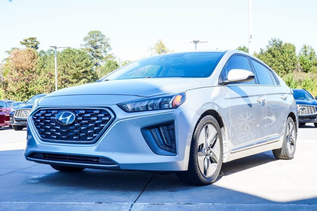 2022 Hyundai Ioniq SEL photo 3