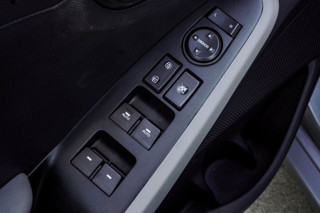 2022 Hyundai Ioniq Hybrid SEL Hatchback - 22999557 - 15