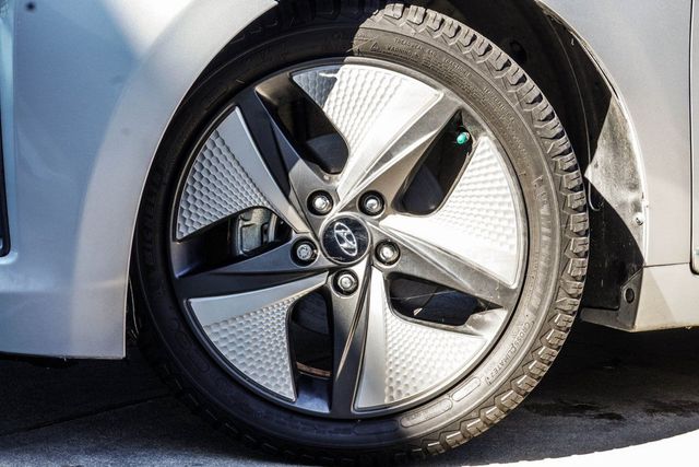 2022 Hyundai Ioniq Hybrid SEL Hatchback - 22999557 - 1