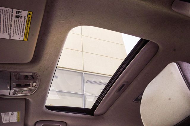 2022 Hyundai Ioniq Hybrid SEL Hatchback - 22999557 - 21