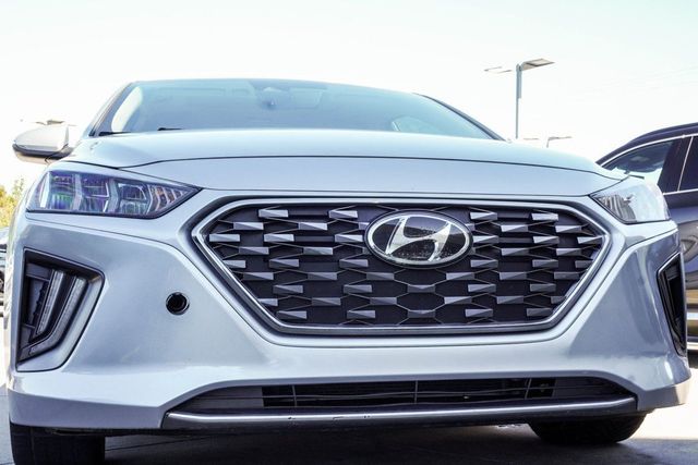 2022 Hyundai Ioniq Hybrid SEL Hatchback - 22999557 - 6