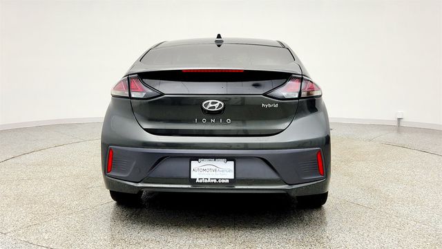 2022 Hyundai Ioniq Hybrid SEL Hatchback - 22990646 - 5