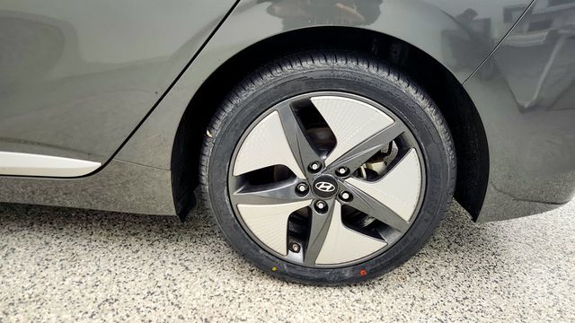 2022 Hyundai Ioniq Hybrid SEL Hatchback - 22990646 - 8