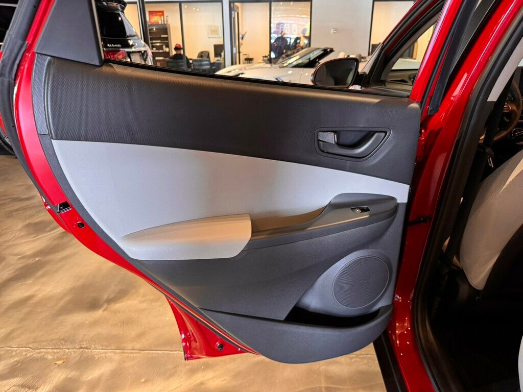 2022 Hyundai Kona LocalTrade/AppleCarplay/AndroidAuto/LaneKeep/BlueLink/SiriusXM - 22996809 - 16