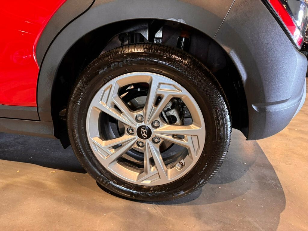 2022 Hyundai Kona LocalTrade/AppleCarplay/AndroidAuto/LaneKeep/BlueLink/SiriusXM - 22996809 - 29