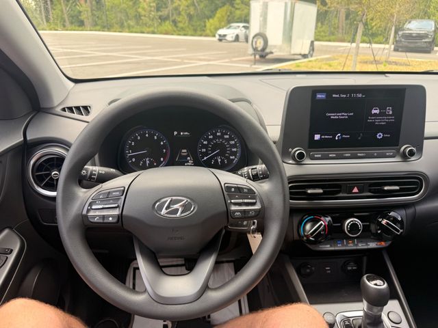 2022 Hyundai Kona SE Automatic FWD - 23075223 - 1