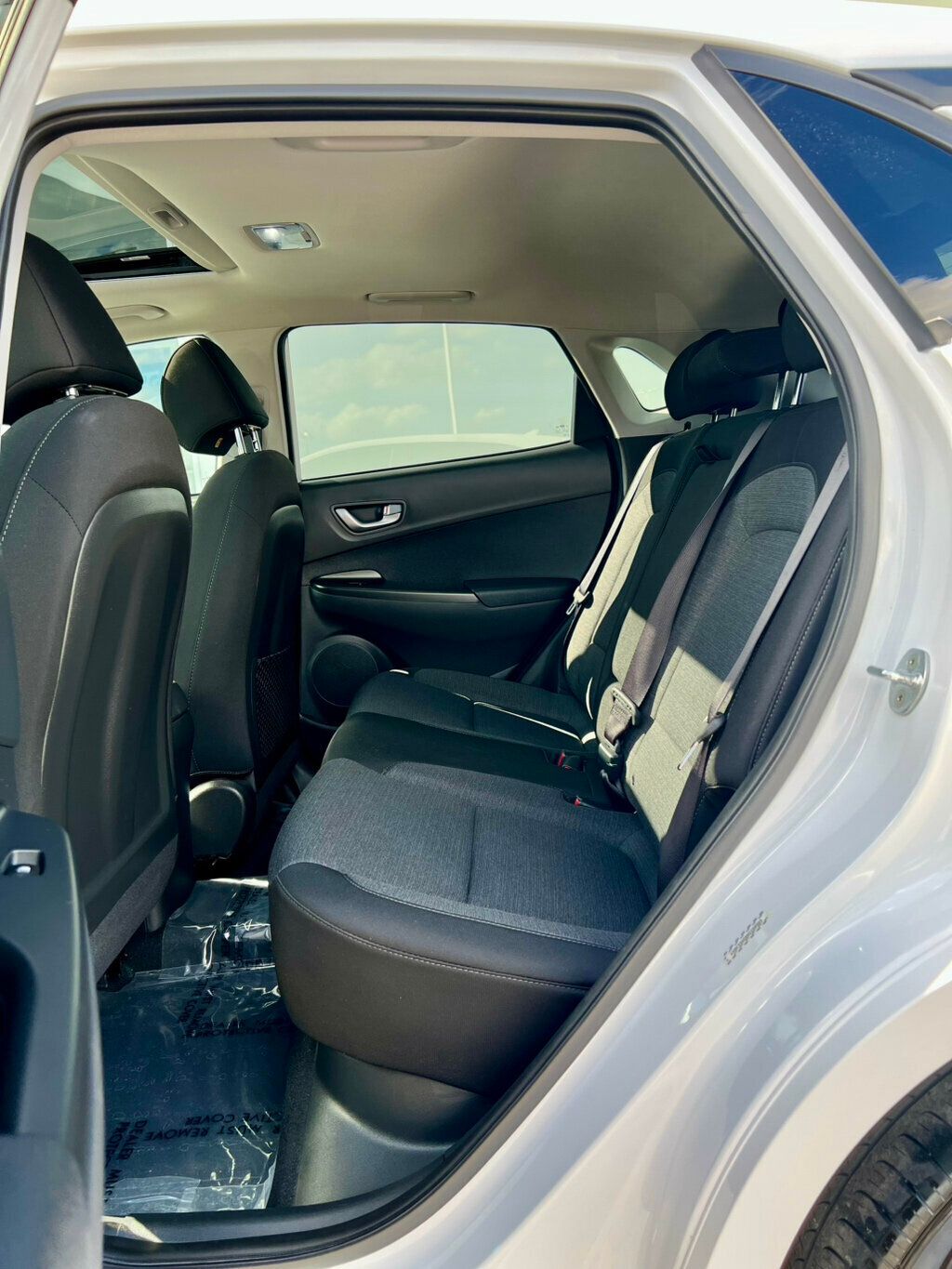 2022 Hyundai KONA SEL - 22899665 - 13