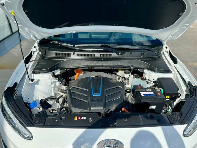 2022 Hyundai KONA SEL - 22899665 - 8