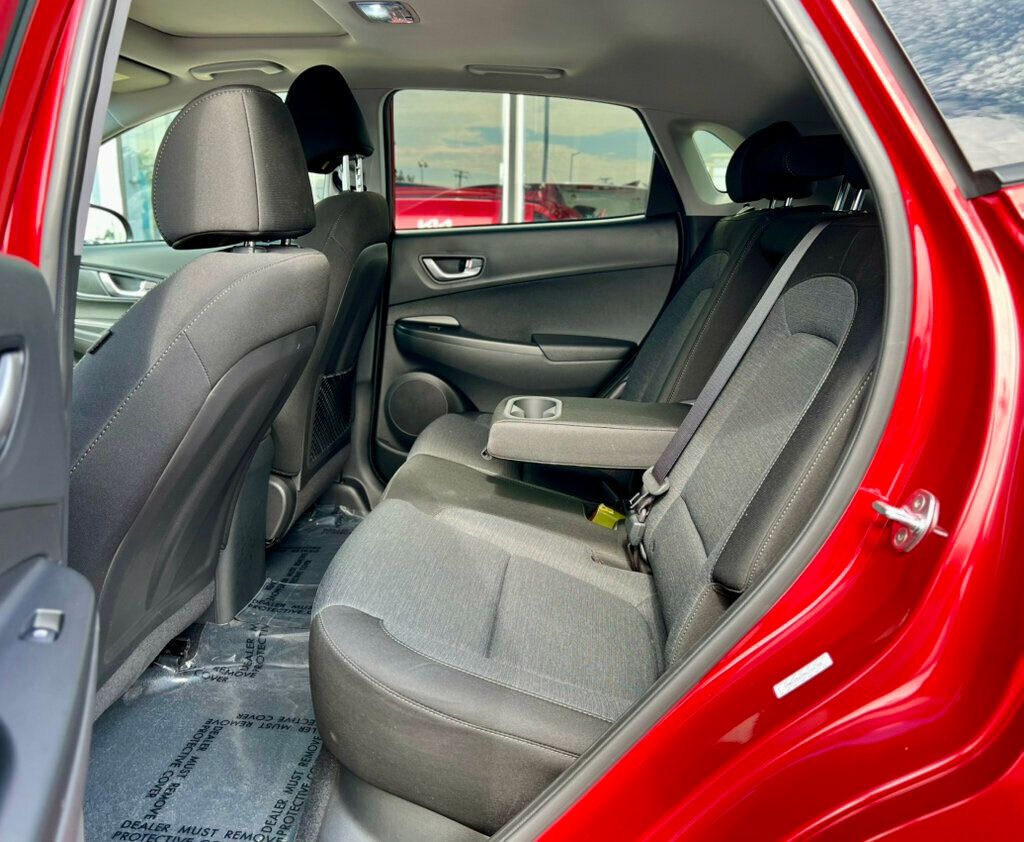 2022 Hyundai KONA SEL - 22899667 - 16