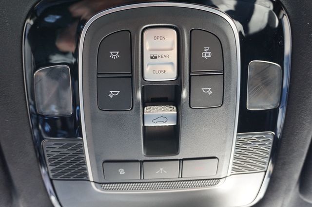 2022 Hyundai Palisade CALLIGRAPHY, SUPER LOW MILES, PANORAMA MOON ROOF, LEATHER - 22953196 - 36