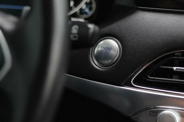 2022 Hyundai Palisade ONE OWNER CALLIGRAPHY W/ 3RD ROW SEATING, NAVIGATION MOONROOF - 22926531 - 32