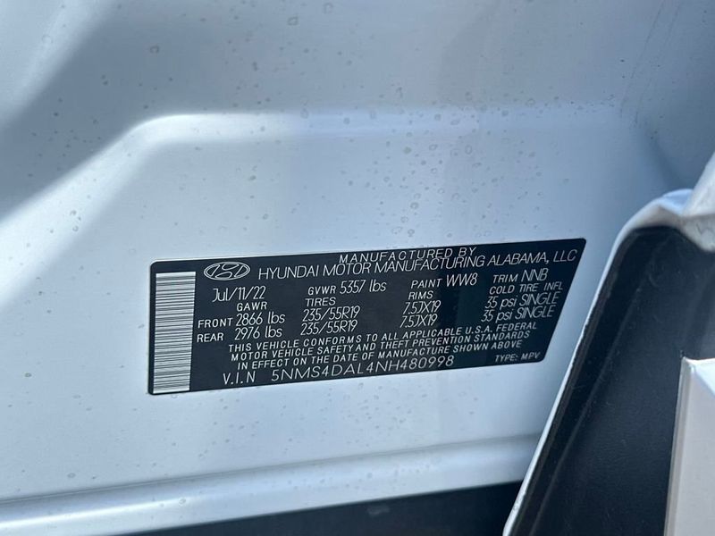 2022 Hyundai Santa Fe Limited AWD - 23003791 - 22