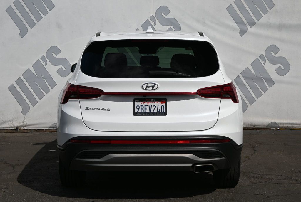 2022 Hyundai Santa Fe SE photo 4