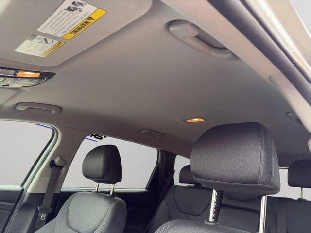 2022 Hyundai Santa Fe XRT FWD - 23008702 - 29