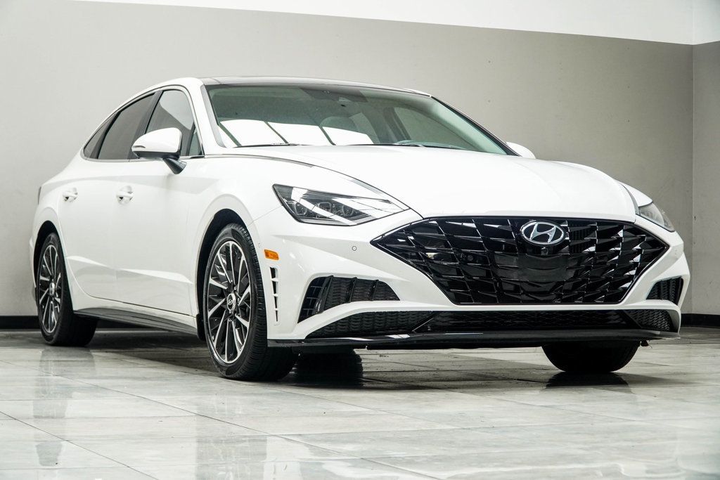 2022 Hyundai Sonata Limited photo 4